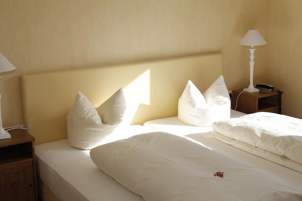 Landhotel Franck Garni Brietlingen Δωμάτιο φωτογραφία